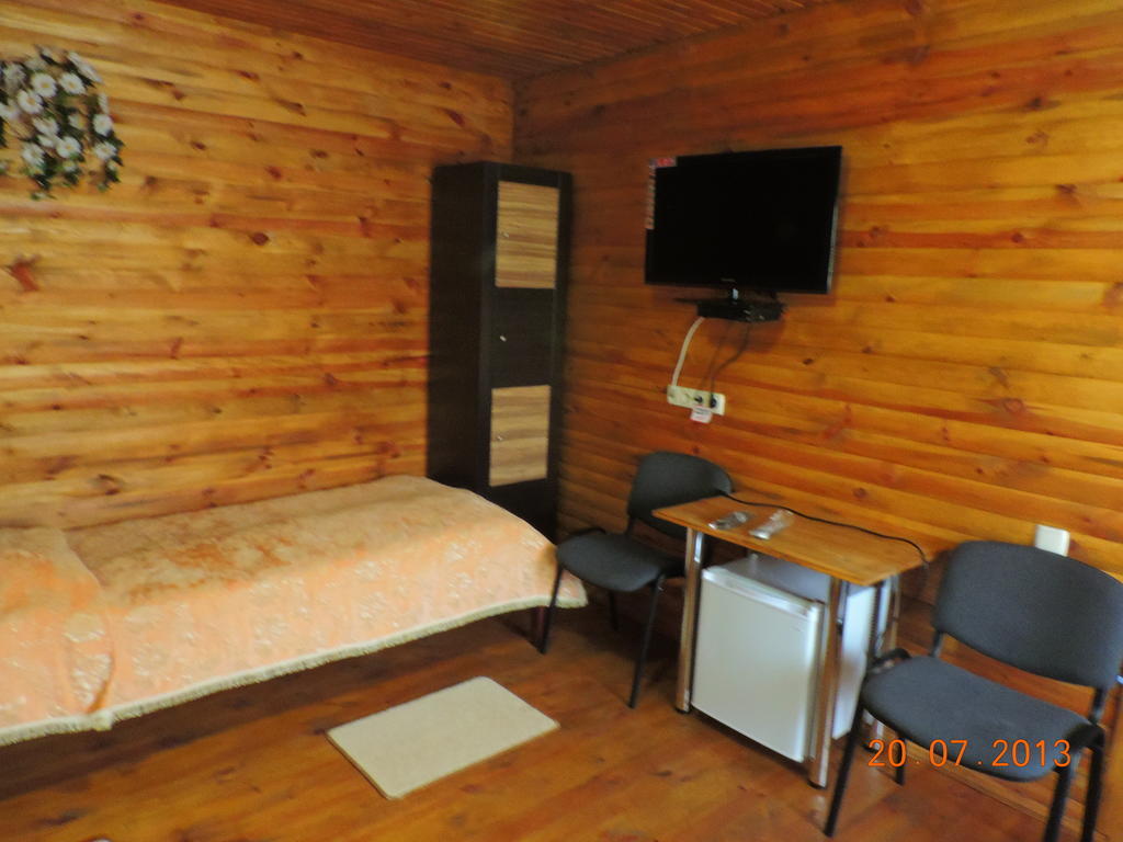 Slavutich Nova Kakhovka Quarto foto